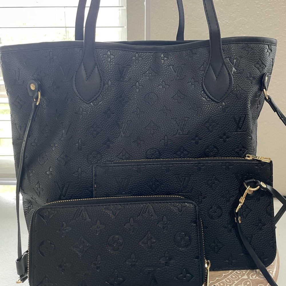 Elegant Black Tote Bag